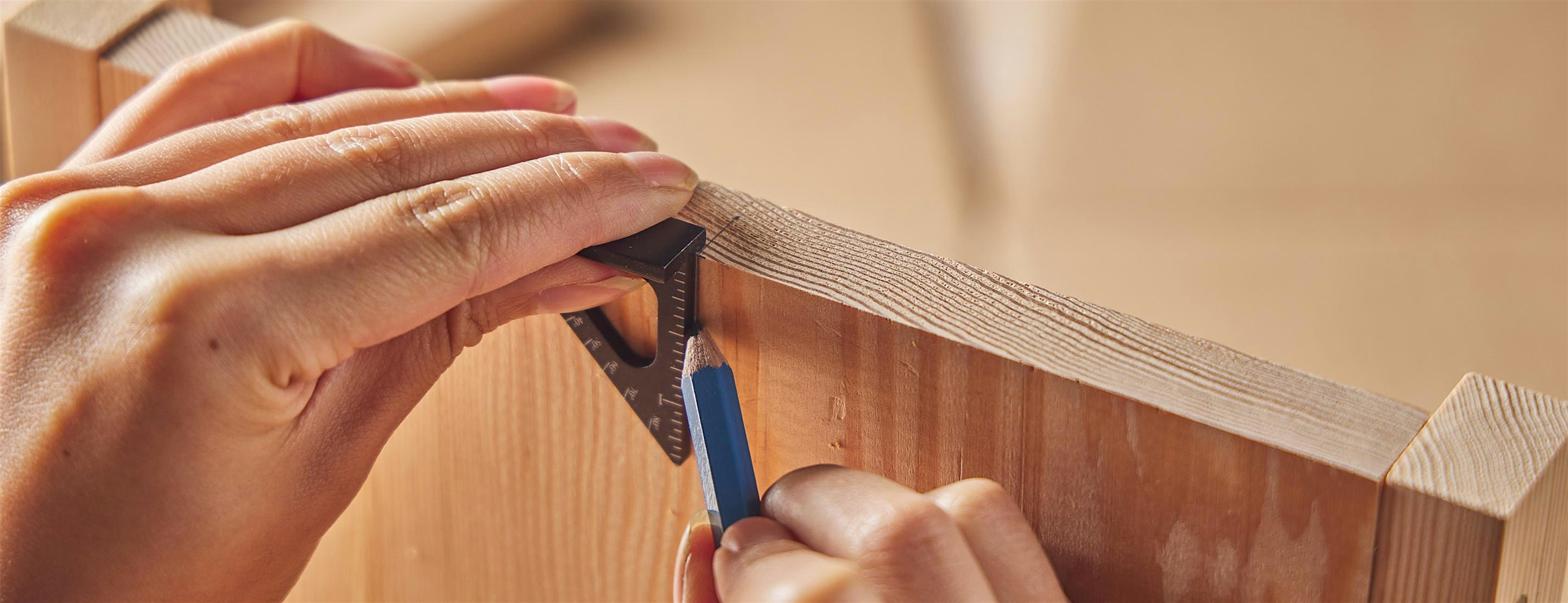 Lee Valley Tools London Store - Make a Butterfly House - Kids’ Workshop